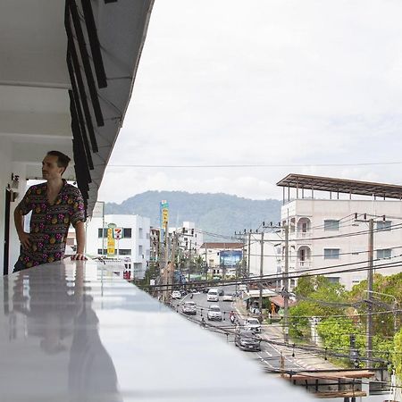 The Auto Place Ban Sam Kong Exterior foto